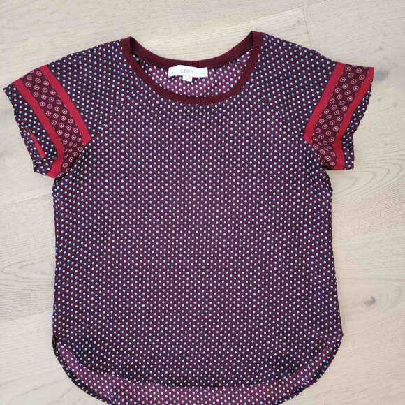 Ann Taylor LOFT silky top size XS Petite - Picture 9 of 9